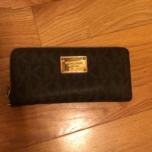 Michael Kors wallet